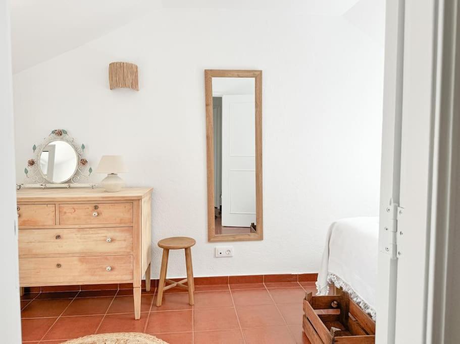 Costa Inn Beach House With Pool By Homeful Homes Costa de Caparica Exteriör bild