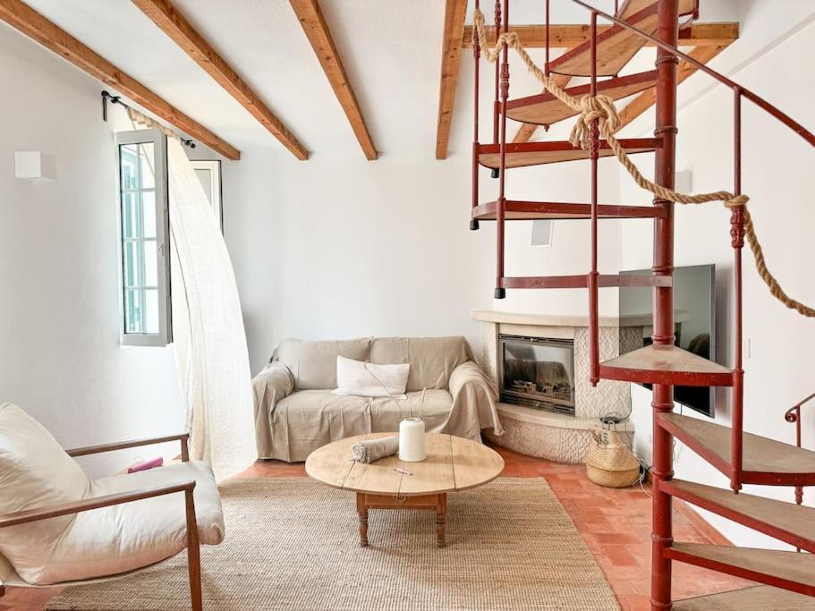 Costa Inn Beach House With Pool By Homeful Homes Costa de Caparica Exteriör bild
